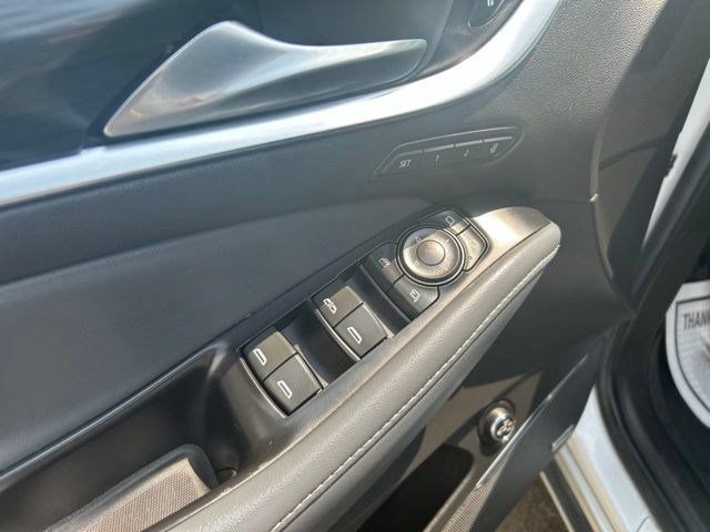 Used 2022 Buick Enclave Premium w/ Experience Buick Package AWD/4WD image 13