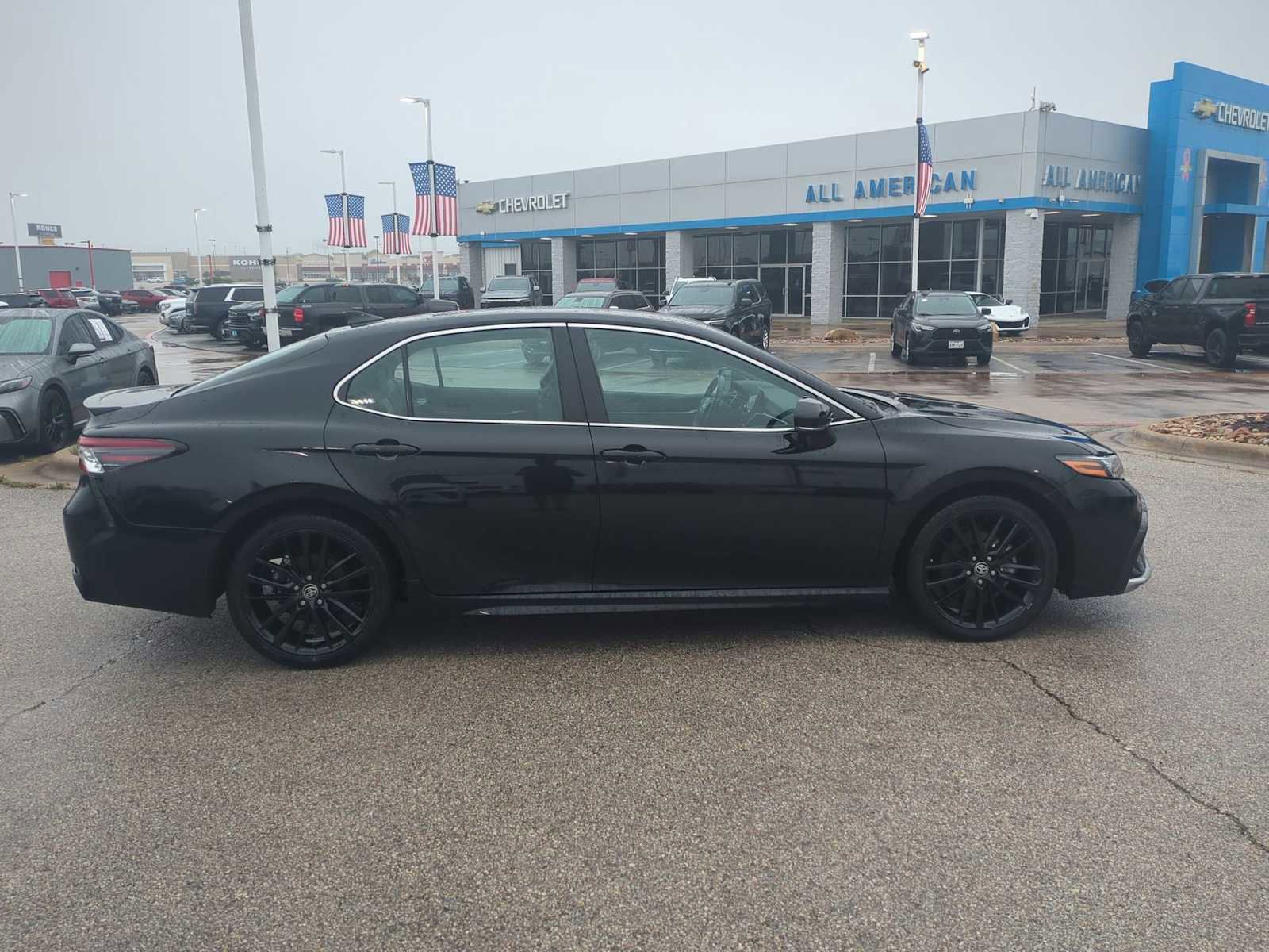 Used 2024 Toyota Camry XSE FWD image 9
