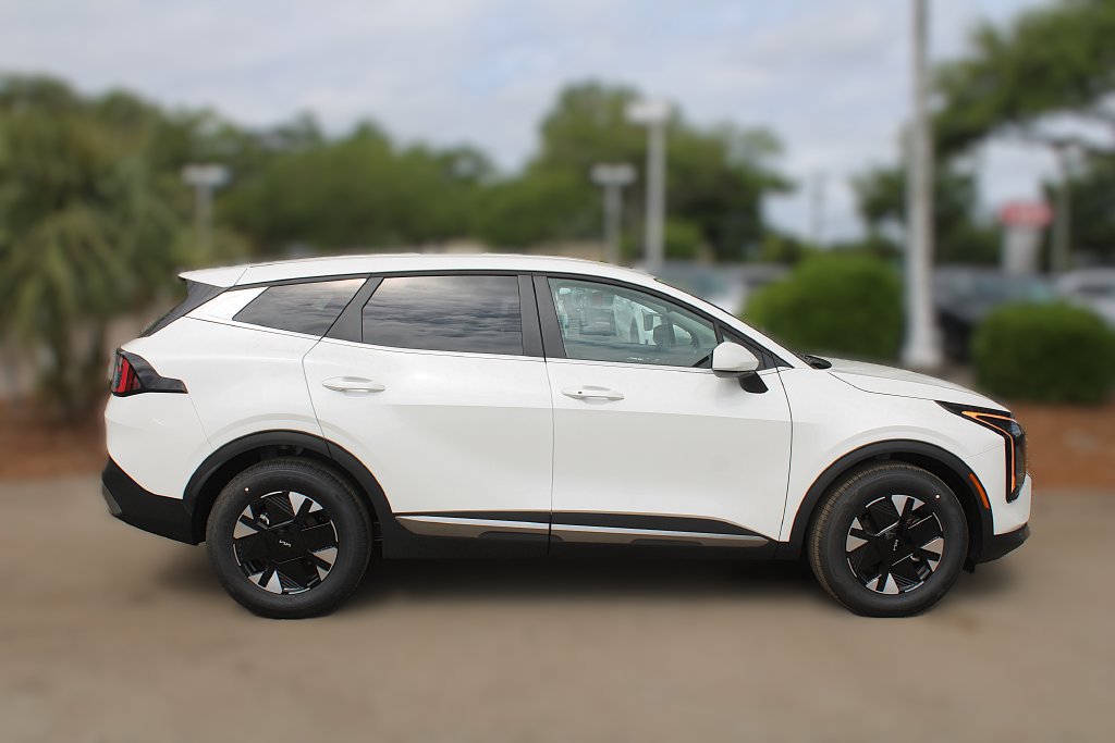 New 2027 Kia Sportage LX FWD image 5