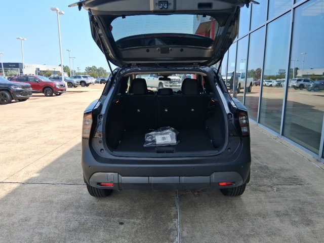 New 2026 Nissan Kicks SV w/ Cold Weather Package FWD image 7