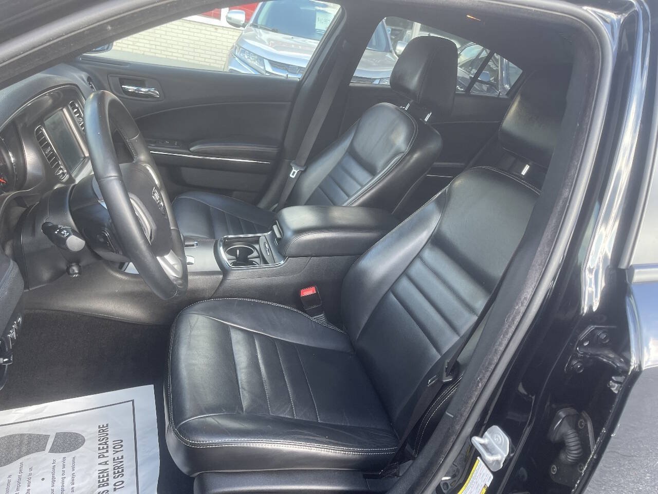 Used 2014 Dodge Charger SXT Plus RWD image 11