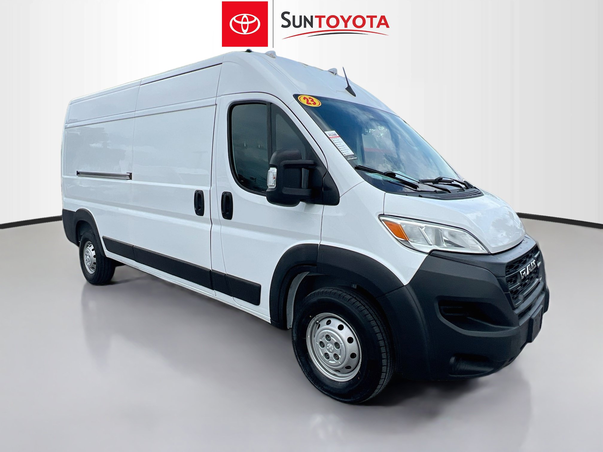 Used 2023 RAM ProMaster 2500 FWD image 1