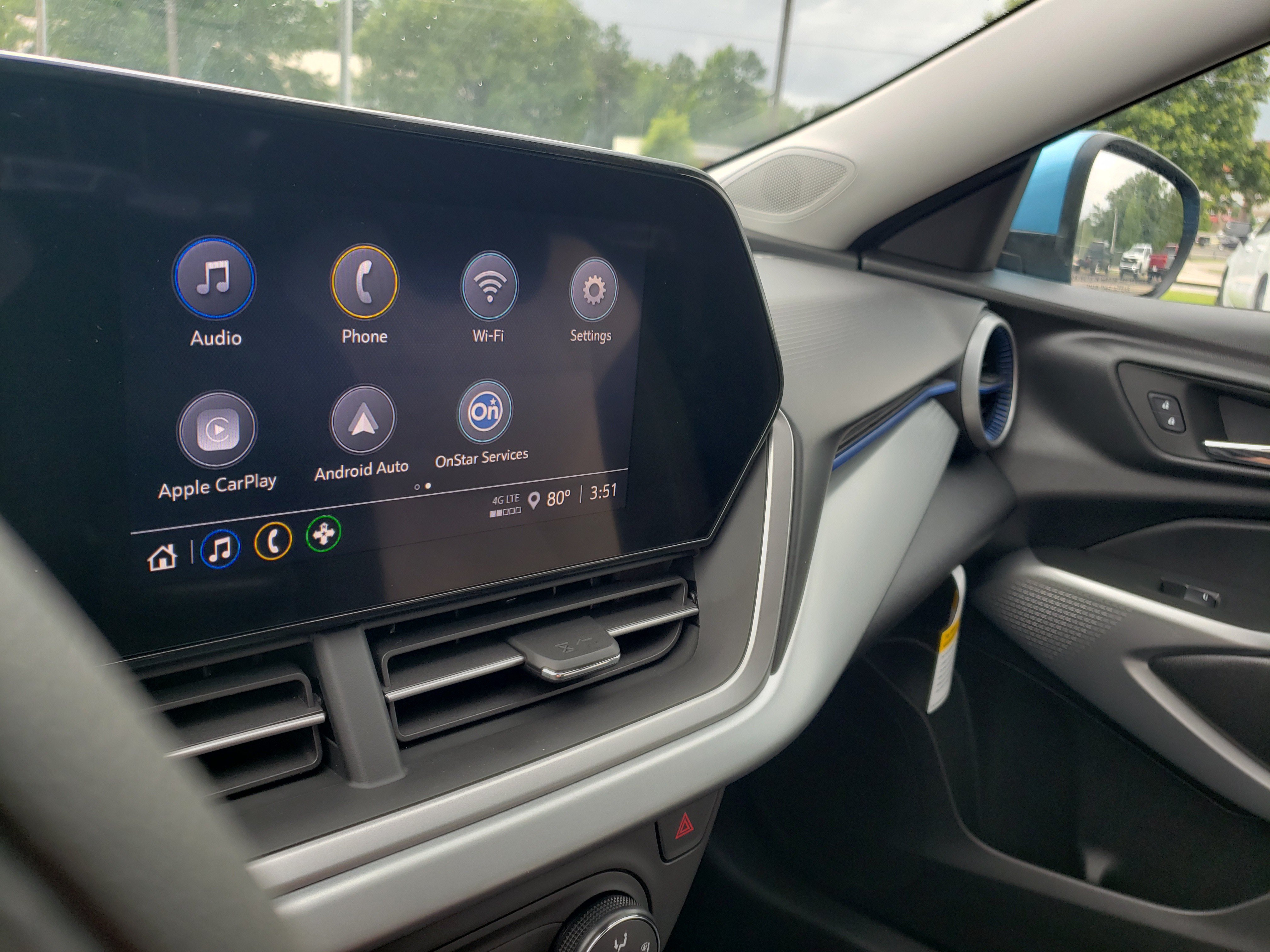 New 2026 Chevrolet Trax LS w/ LS Convenience Package FWD image 22