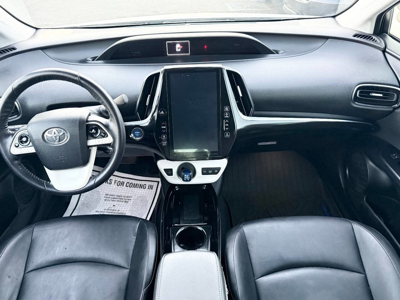 Used 2018 Toyota Prius Prime Premium image 12