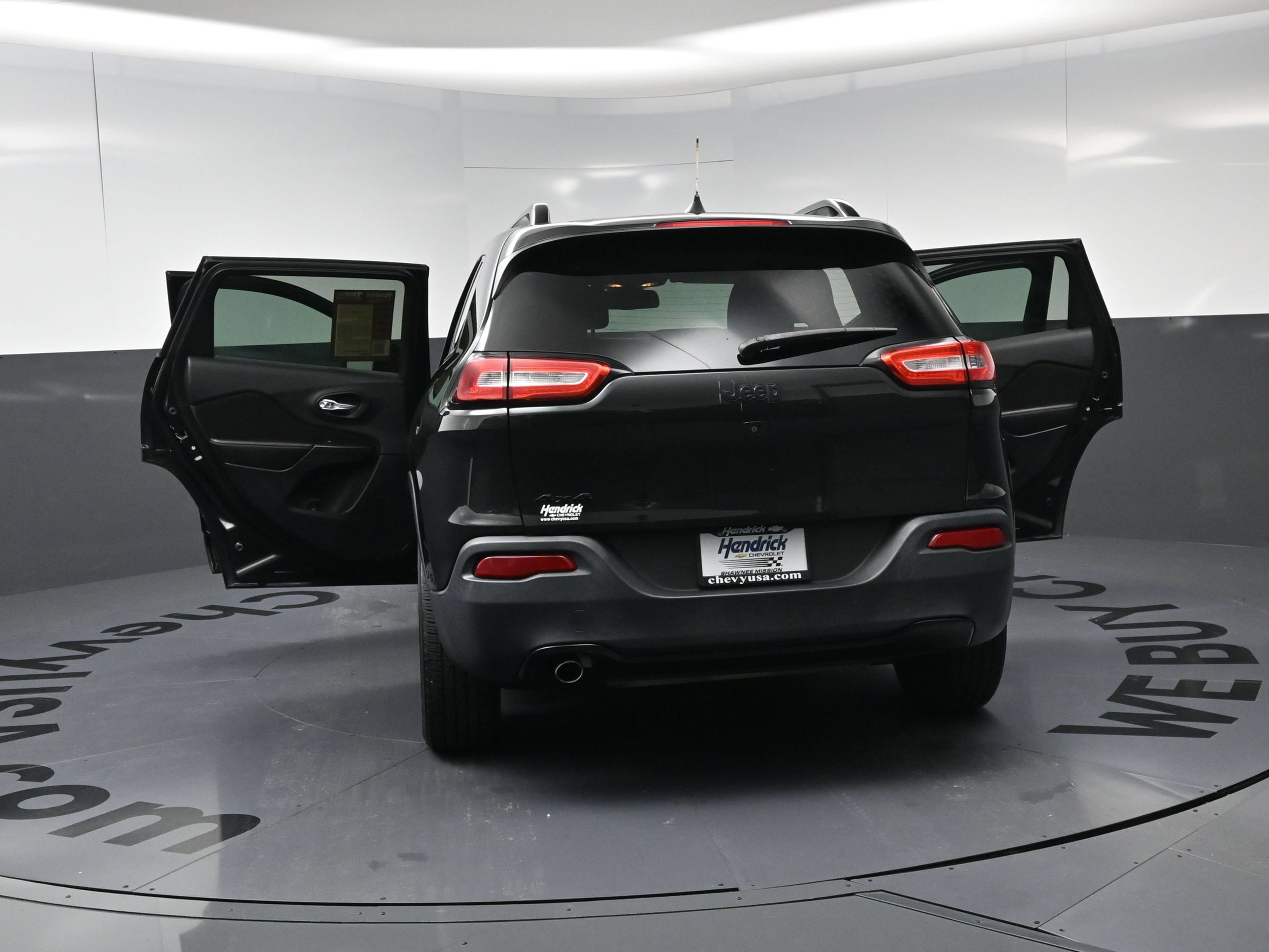 Used 2016 Jeep Cherokee Sport w/ Cold Weather Group AWD/4WD image 27
