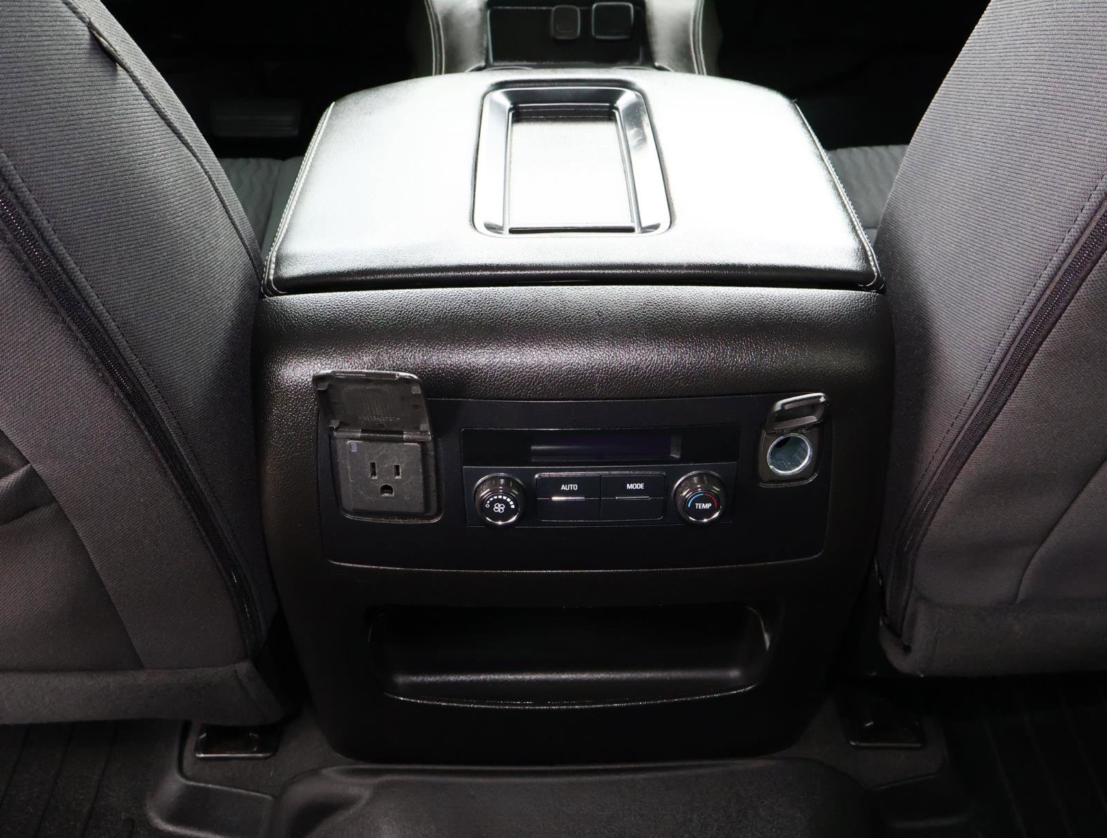 Used 2019 Chevrolet Tahoe LS image 13