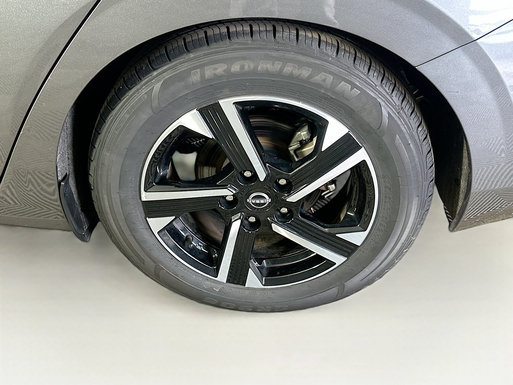 Used 2024 Nissan Sentra SV image 11