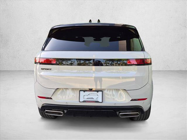 New 2026 Land Rover Range Rover Sport Dynamic SE AWD/4WD image 7