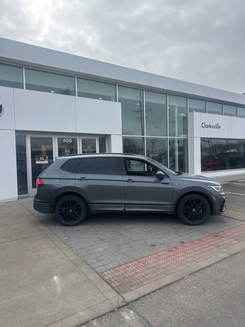 Used 2022 Volkswagen Tiguan SE R-Line image 6