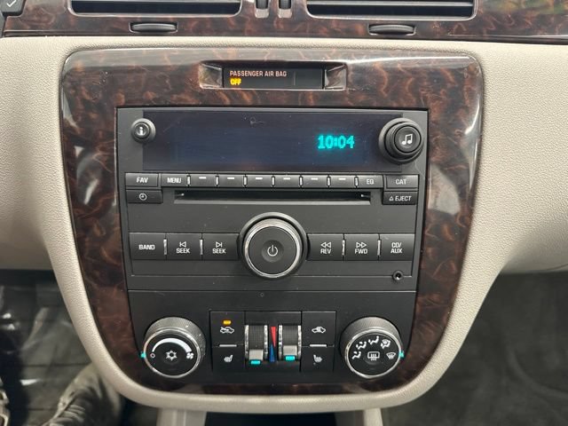 Used 2016 Chevrolet Impala LTZ FWD image 32