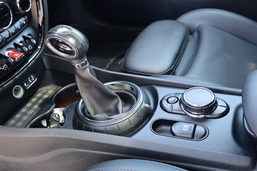 Used 2016 MINI Cooper Clubman S FWD image 30