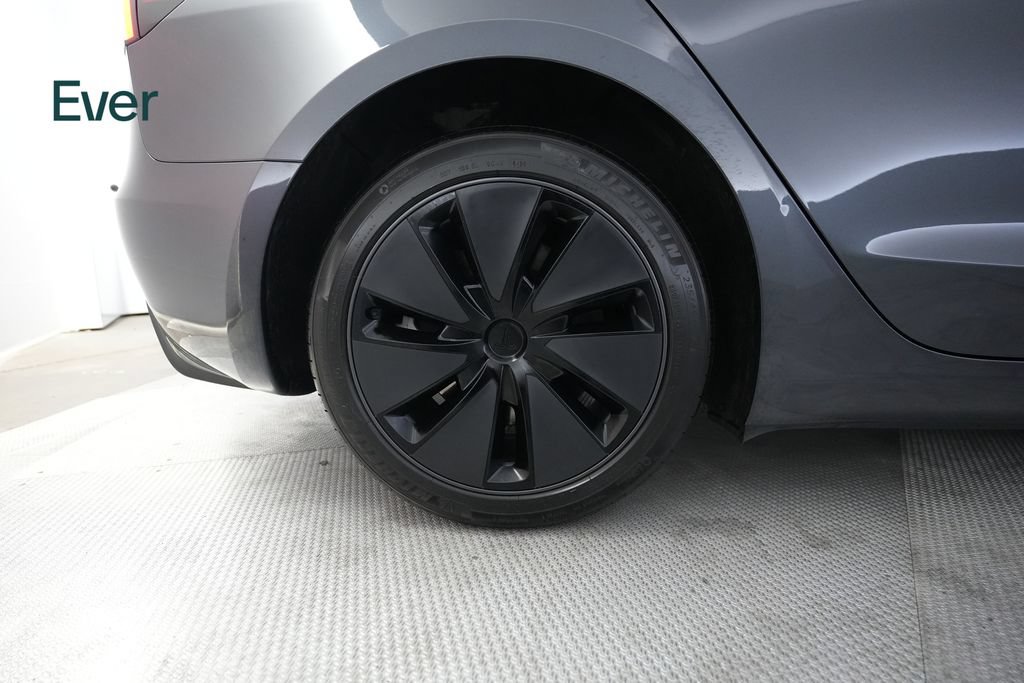 Used 2025 Tesla Model 3 Long Range RWD image 22