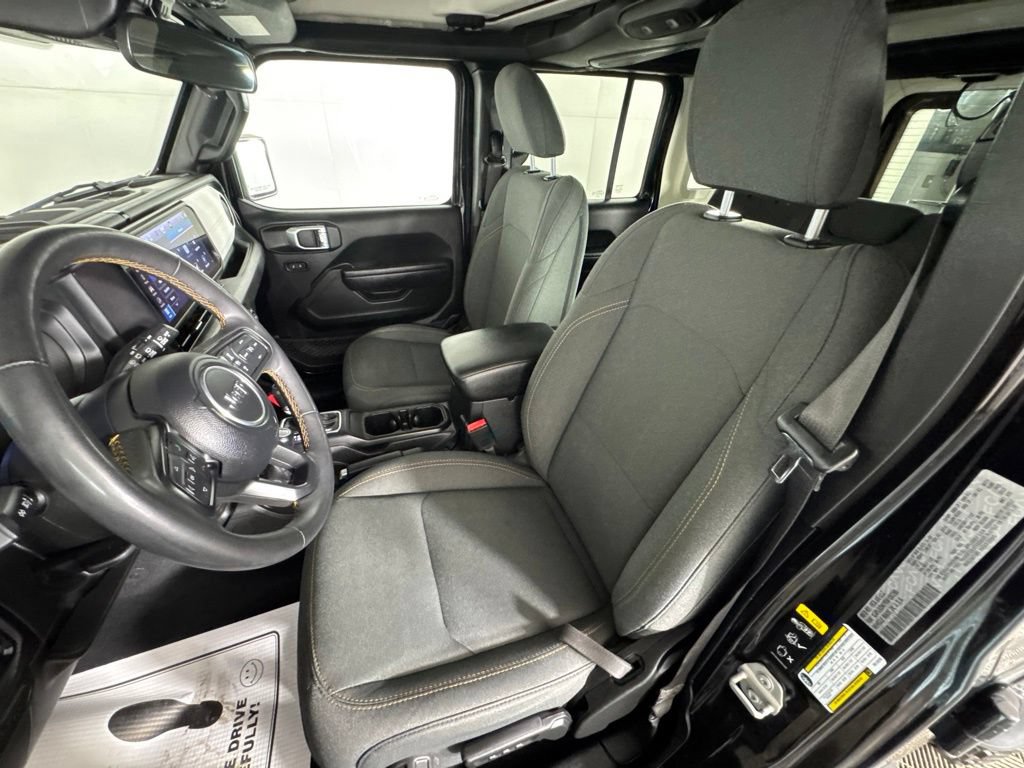 Used 2024 Jeep Wrangler Unlimited Sport AWD/4WD image 23