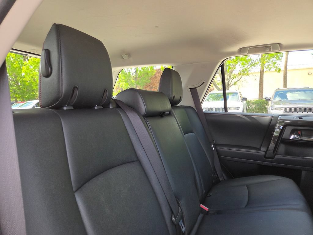 Used 2023 Toyota 4Runner TRD Off-Road Premium w/ Moonroof Package AWD/4WD image 15