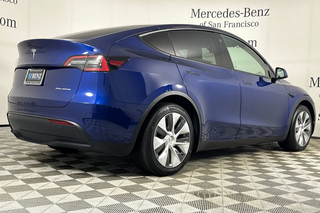 Used 2021 Tesla Model Y Long Range AWD/4WD image 4