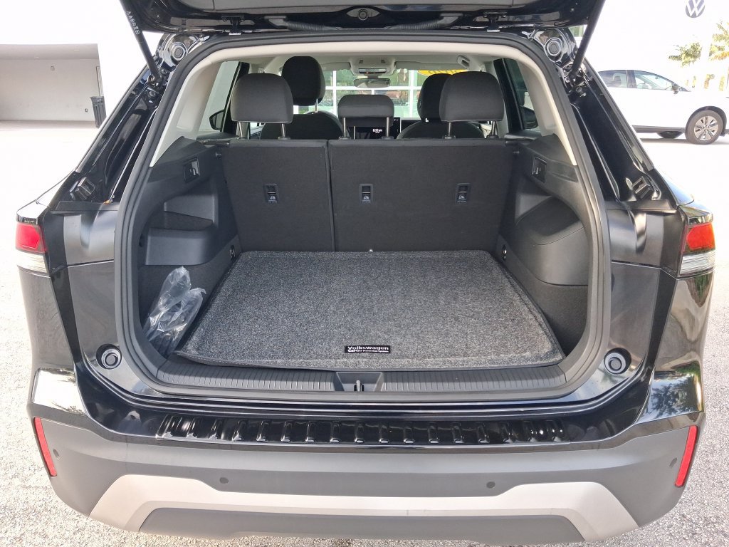 Certified 2026 Volkswagen Tiguan S FWD image 14