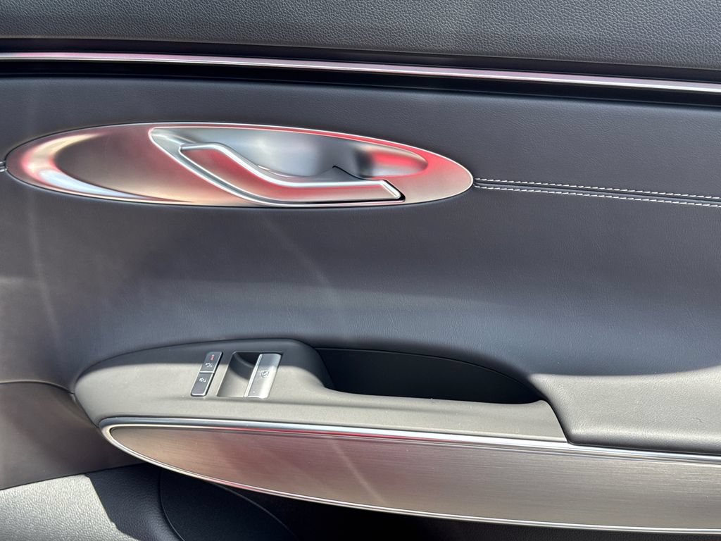 New 2026 Genesis GV70 2.5T Select AWD/4WD image 18