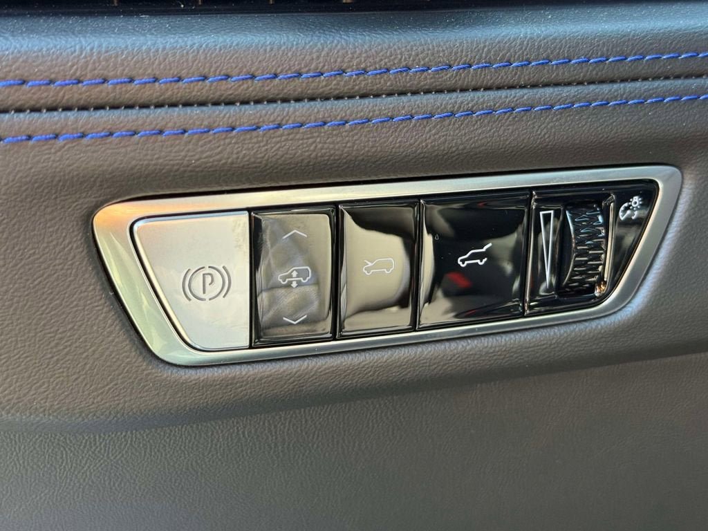 New 2025 Cadillac Escalade IQ Luxury 1 AWD/4WD image 18
