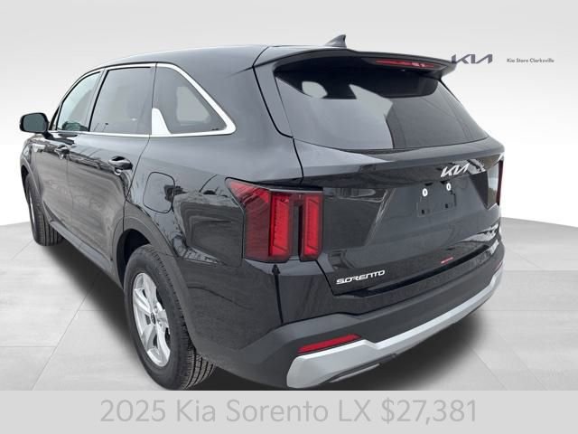 Certified 2025 Kia Sorento LX image 6