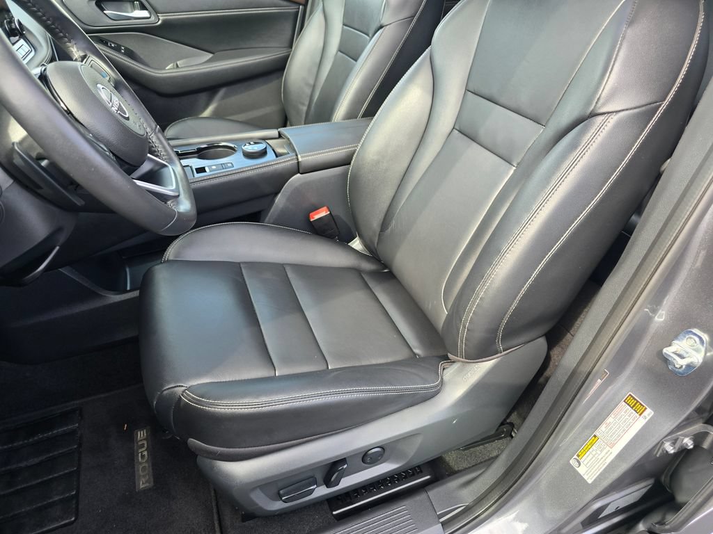 Used 2023 Nissan Rogue SL w/ SL Premium Package AWD/4WD image 17