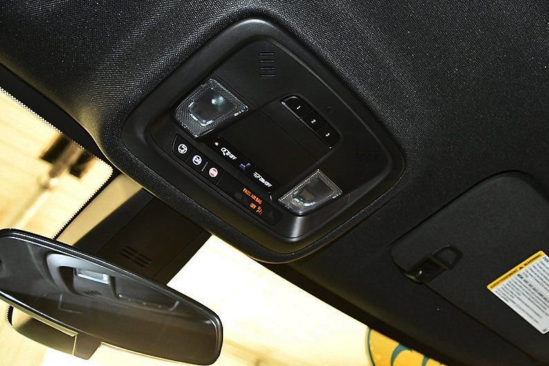 Used 2023 Chevrolet Traverse LT w/ LPO, Floor Liner Package image 26