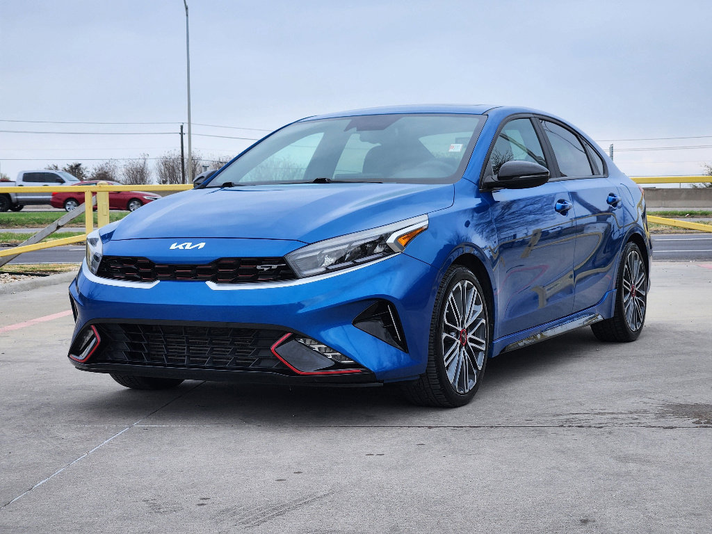 Certified 2022 Kia Forte GT image 3