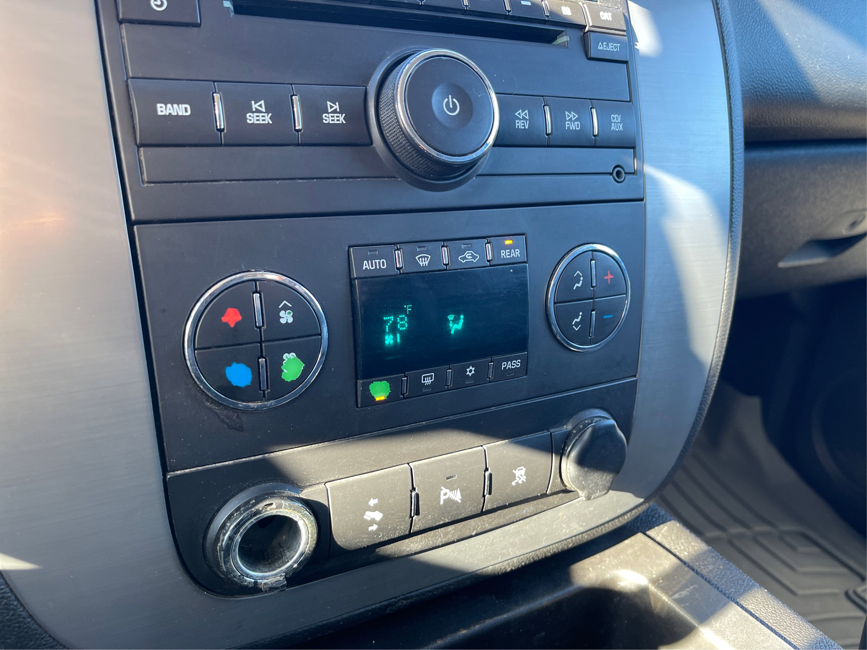 Used 2011 GMC Yukon SLT image 48