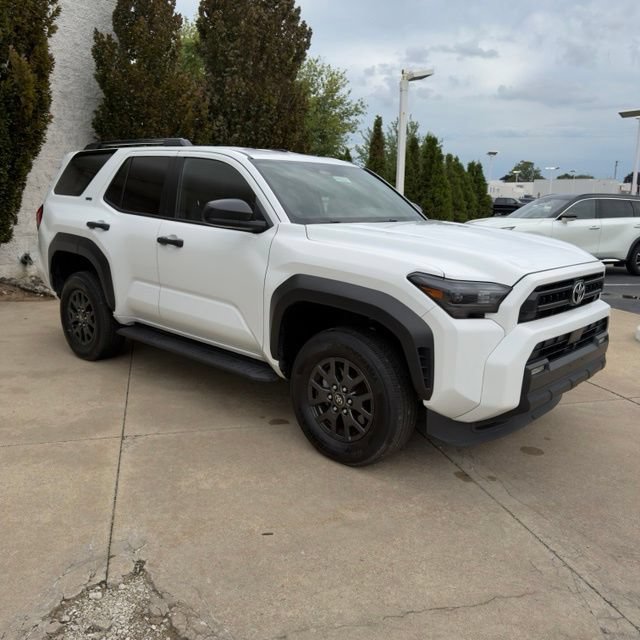 Used 2025 Toyota 4Runner SR5 AWD/4WD image 8