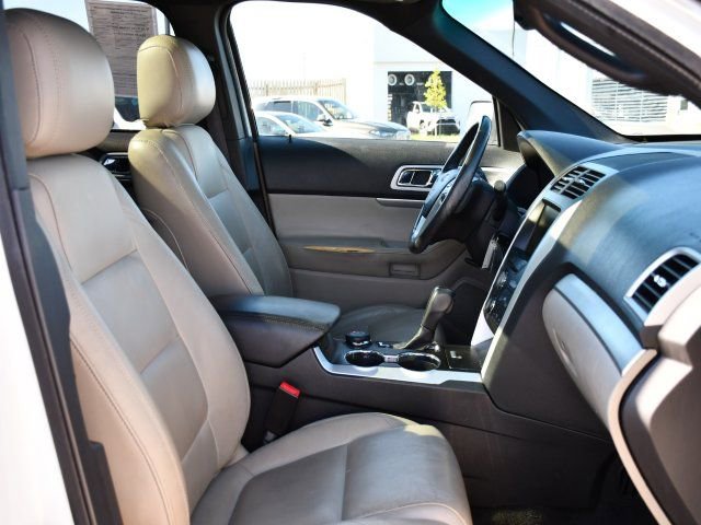 Used 2015 Ford Explorer XLT w/ Equipment Group 202A image 27