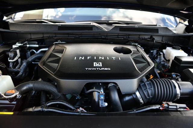 Used 2025 INFINITI QX80 Luxe image 40