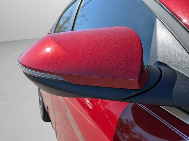 Used 2025 Hyundai Elantra Limited image 34