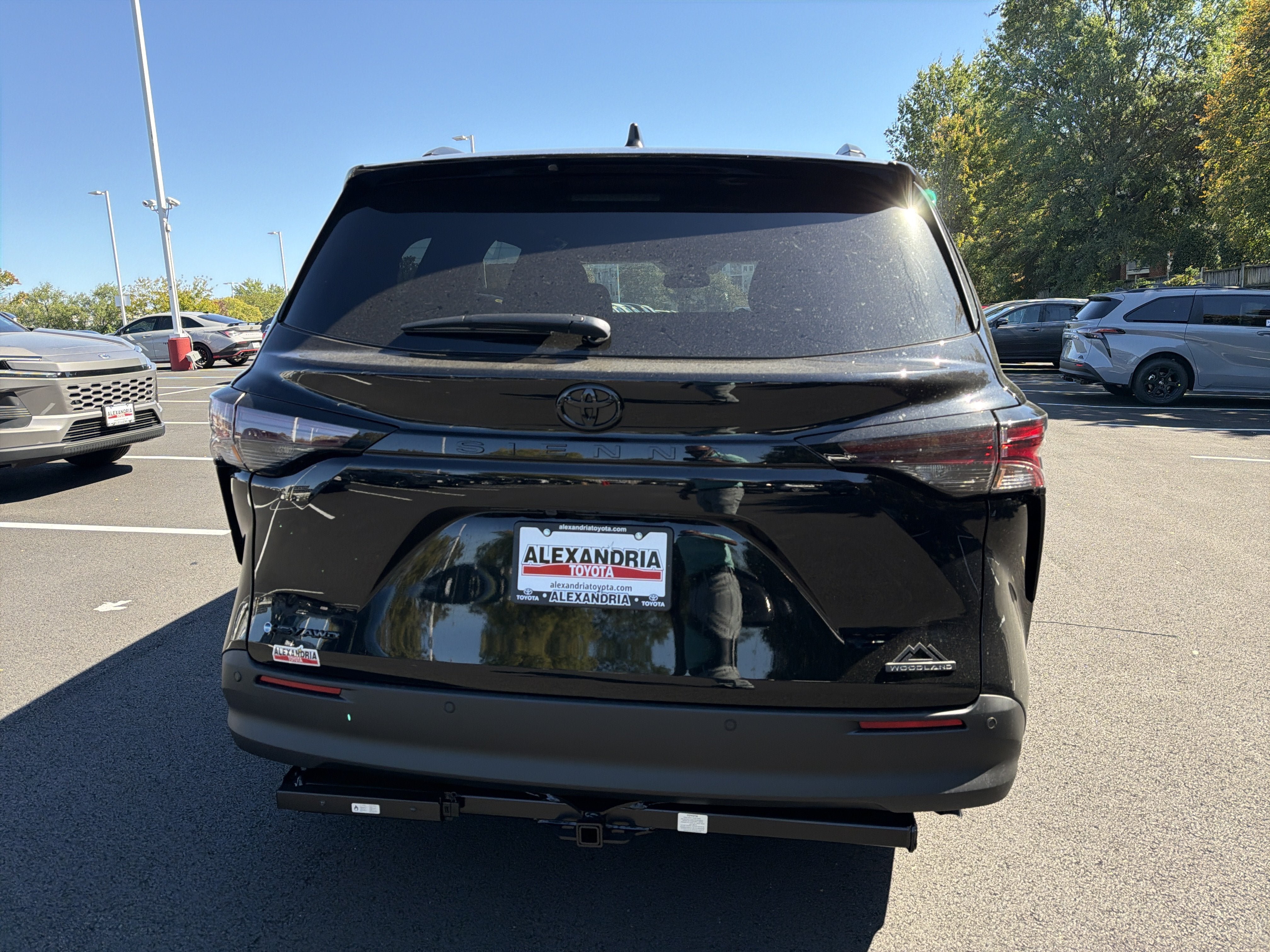 New 2026 Toyota Sienna AWD image 5