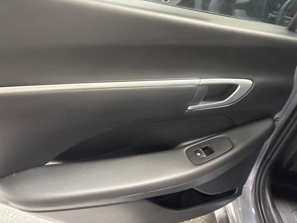 Used 2024 Hyundai Sonata SEL FWD image 16