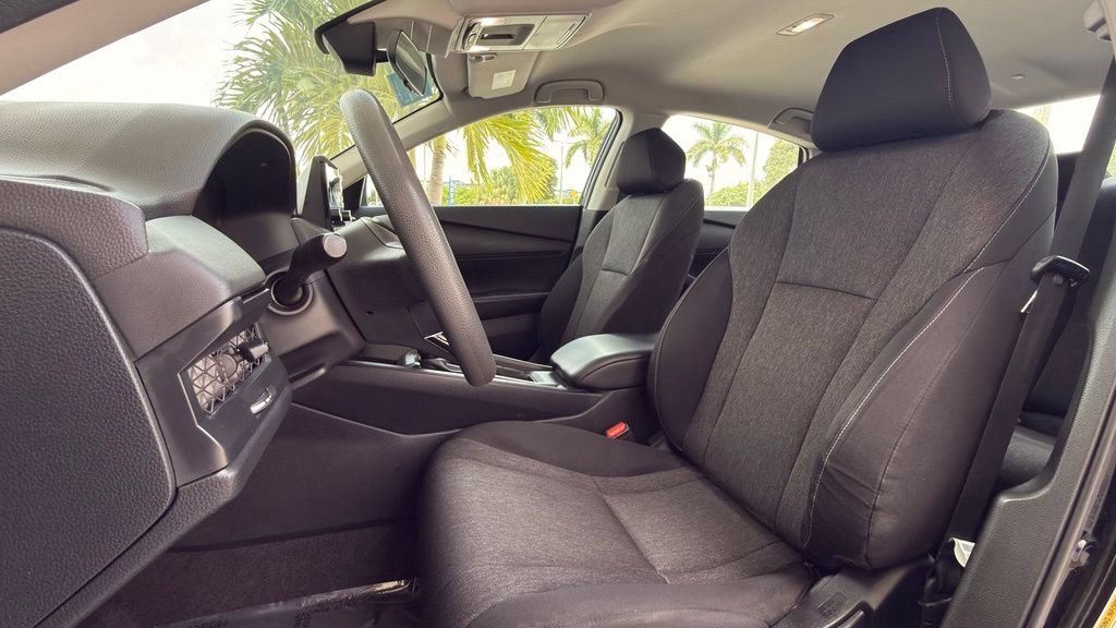 Certified 2023 Honda Accord LX image 4