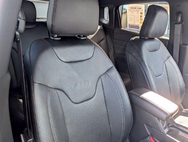 Used 2022 Jeep Compass High Altitude AWD/4WD image 14