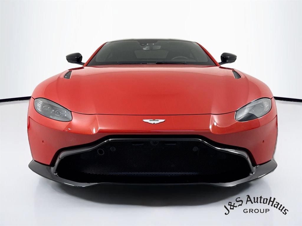 Used 2020 Aston Martin V8 Vantage Coupe RWD image 2