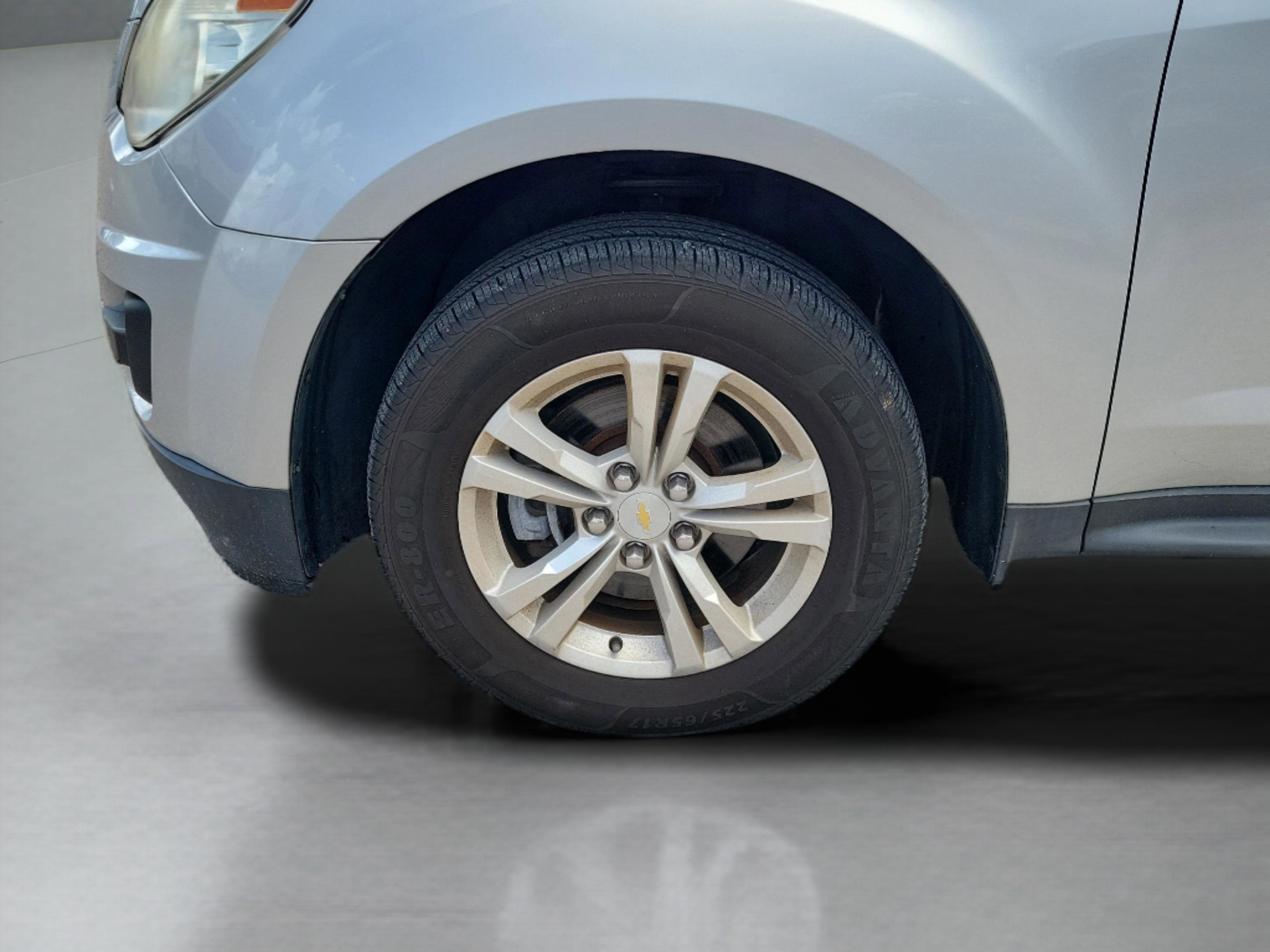 Used 2015 Chevrolet Equinox LS FWD image 30
