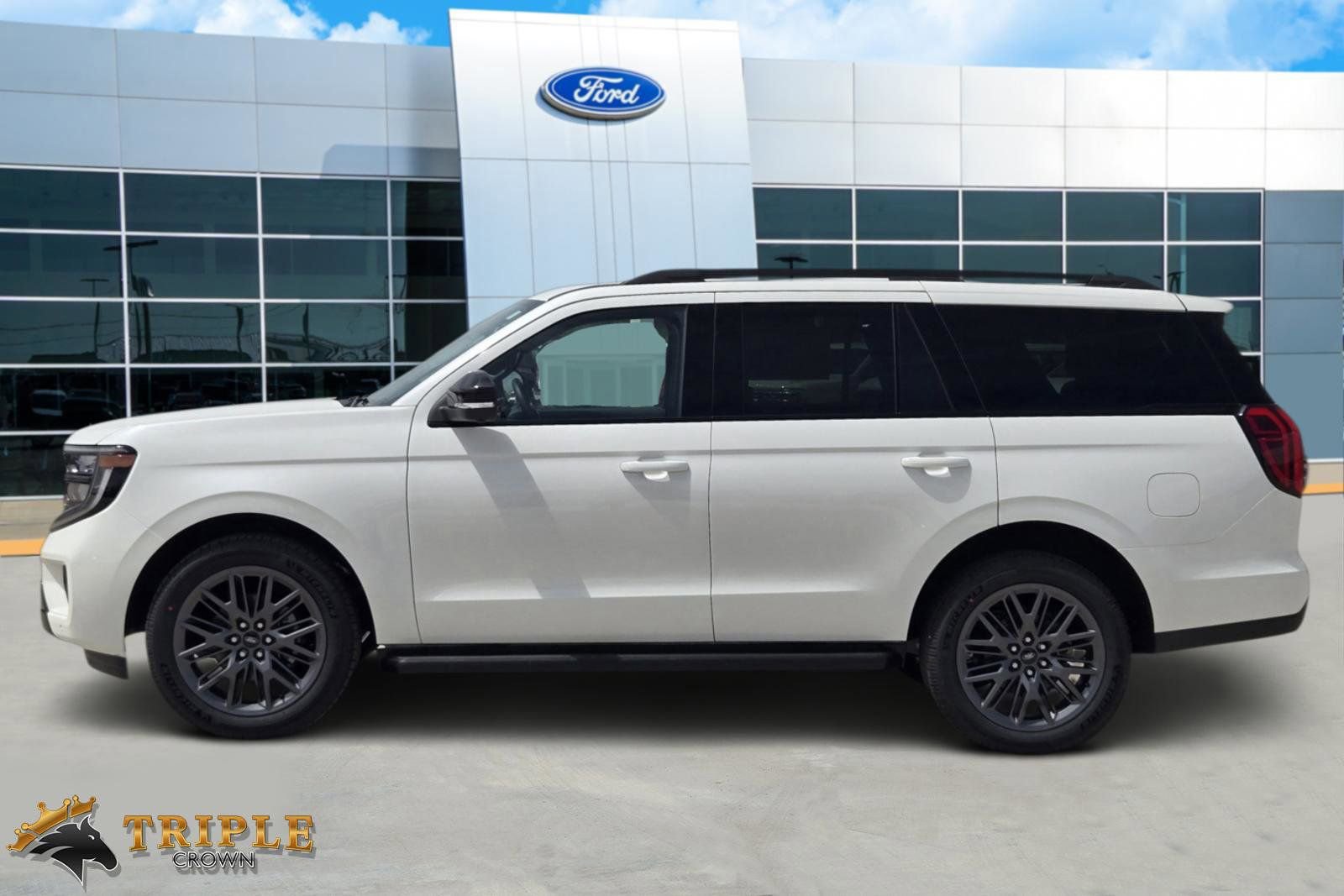 New 2026 Ford Expedition Platinum AWD/4WD image 3