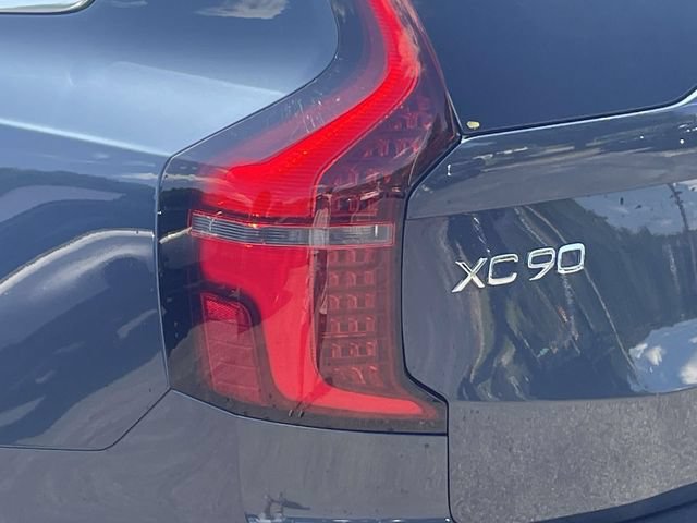 Used 2026 Volvo XC90 B6 Core w/ Protection Package AWD/4WD image 10