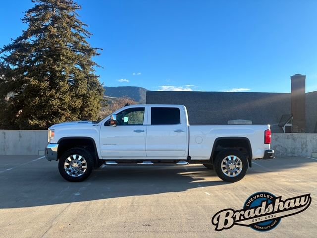 Used 2018 GMC Sierra 2500 SLT w/ Duramax Plus Package image 4