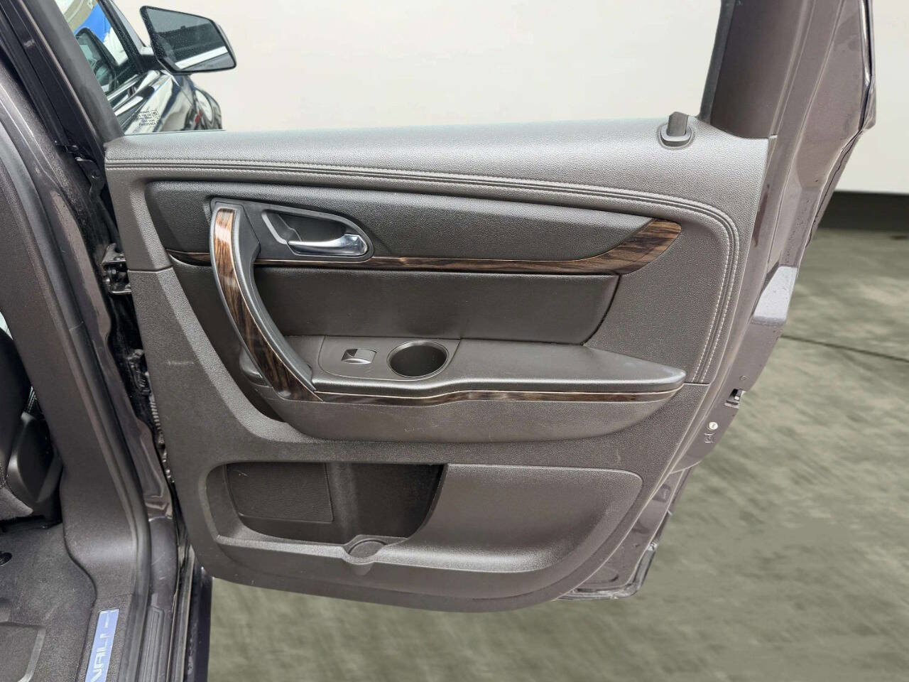 Used 2014 GMC Acadia Denali AWD/4WD image 25