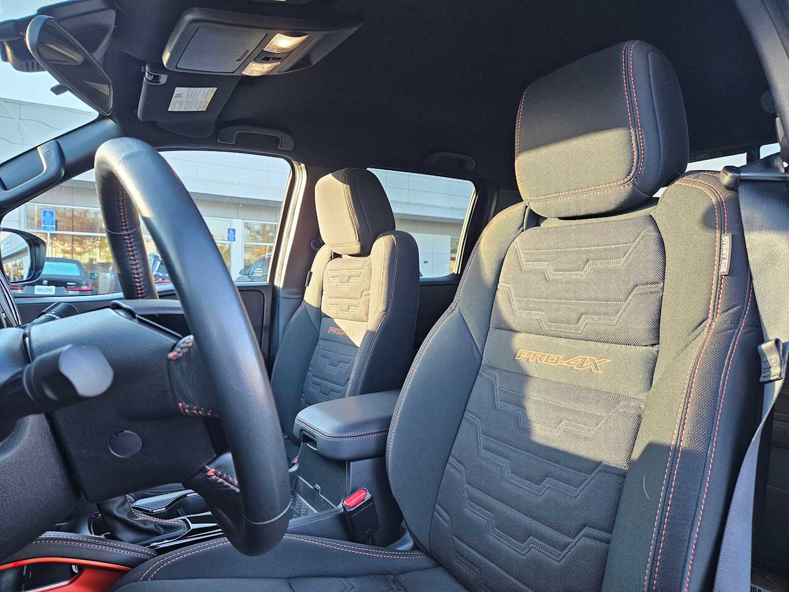 Used 2023 Nissan Frontier PRO-4X w/ Pro Convenience Package image 25