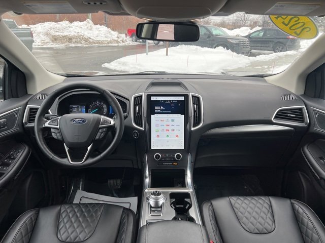 Used 2024 Ford Edge Titanium image 21