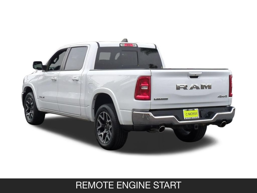 Used 2025 RAM 1500 Laramie AWD/4WD image 7