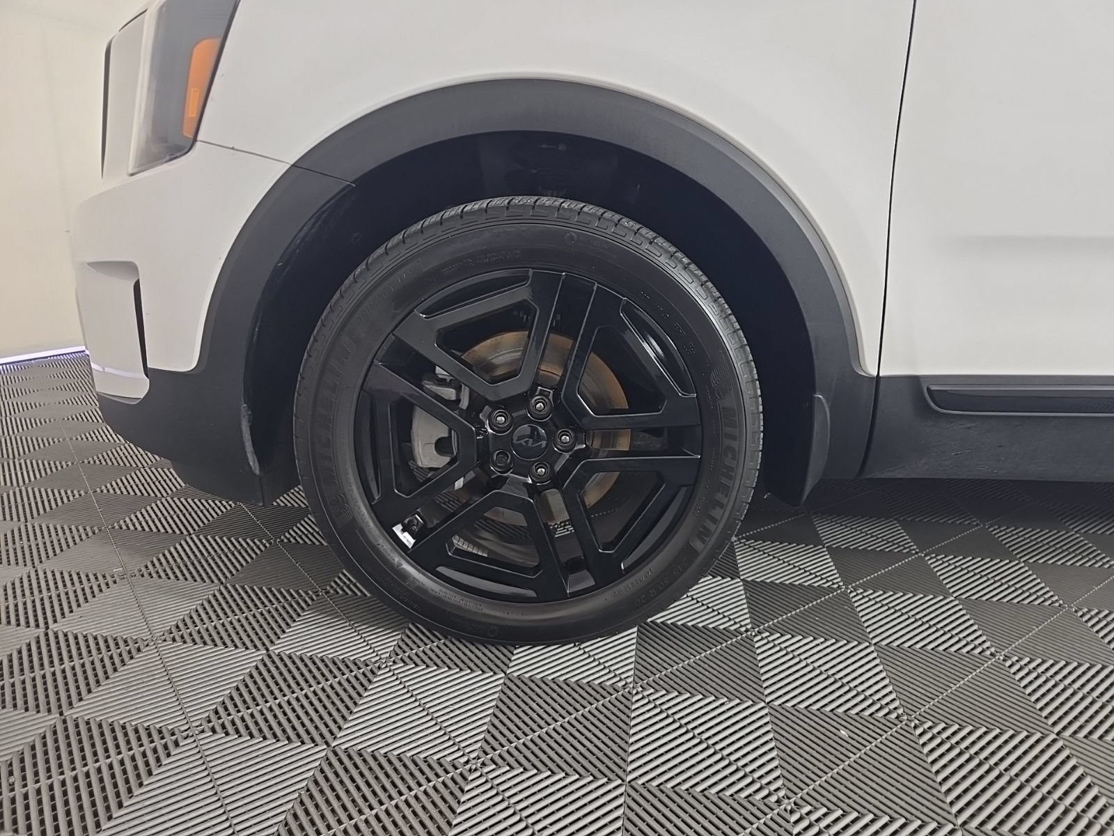 Used 2025 Kia Telluride SX X-Line AWD/4WD image 7