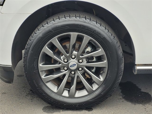 Used 2021 Ford Expedition Limited image 10