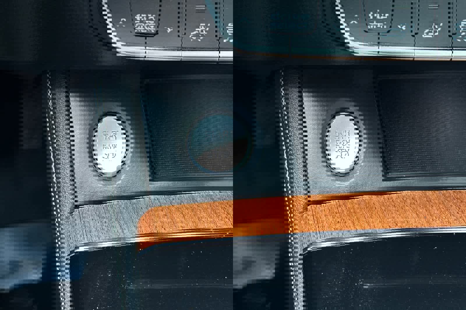 Used 2021 Audi Q5 e Premium Plus image 25