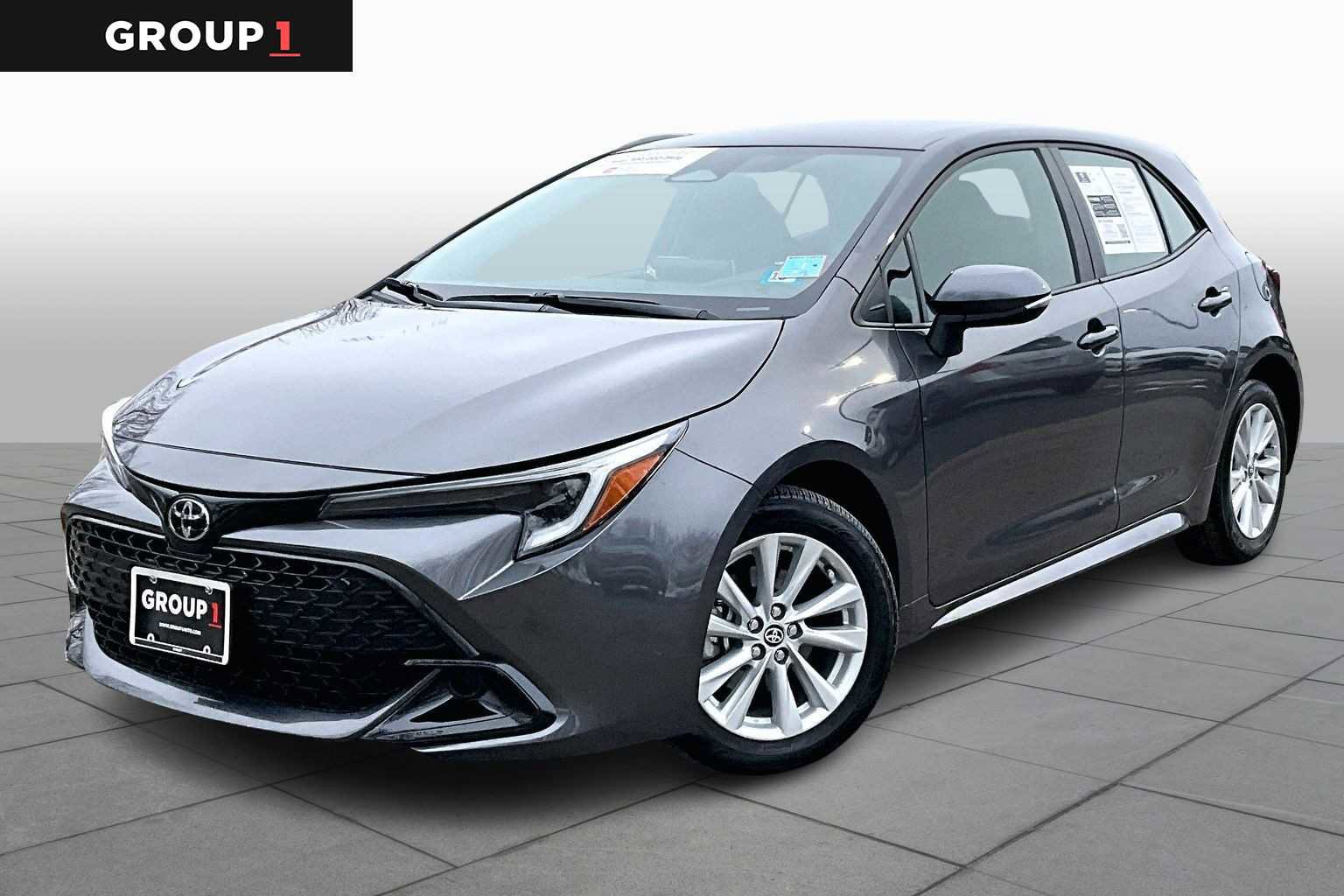 Certified 2024 Toyota Corolla SE image 1