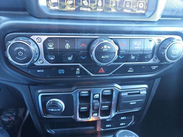 Used 2021 Jeep Wrangler Unlimited Sahara w/ Cold Weather Group image 18