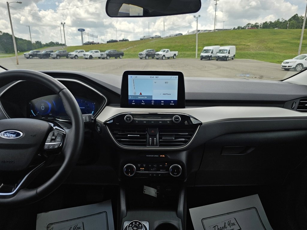 Used 2022 Ford Escape SEL w/ Technology Package image 32